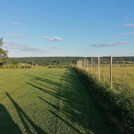 Les Mesanges Holiday home